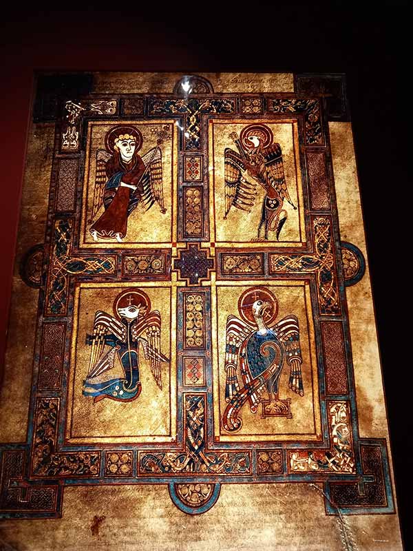 Dublin’s Trinity College & the Book of Kells - Wilderness Ireland
